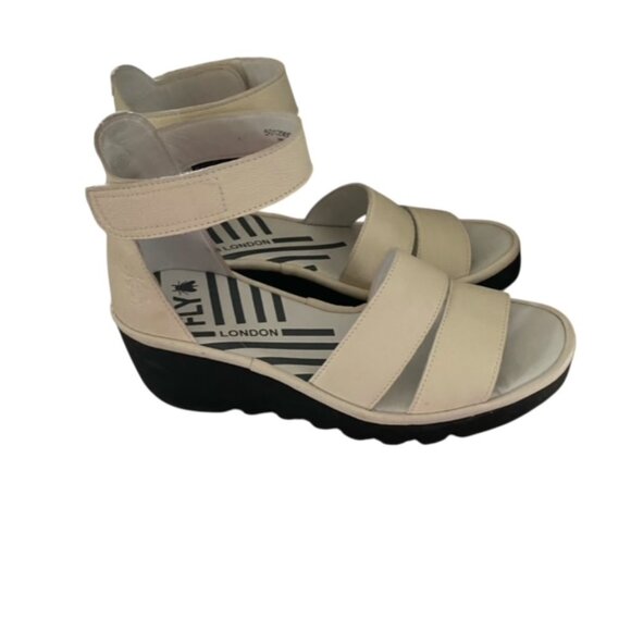 Fly London Bono290Fly Sandal in Off White 40 - Picture 3 of 6